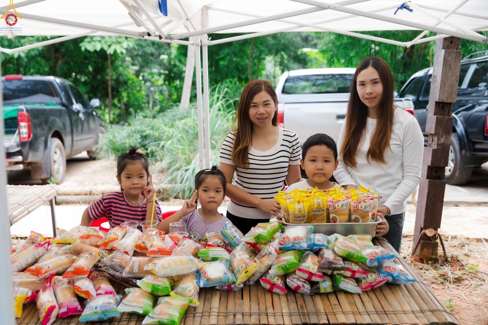 ภาพ No.335650:วันที่ 14 มิถุนายน พ.ศ.2569 พิธีทอดผ้าป่าแก้วภูเรือฉลองครบรอบ11ปี