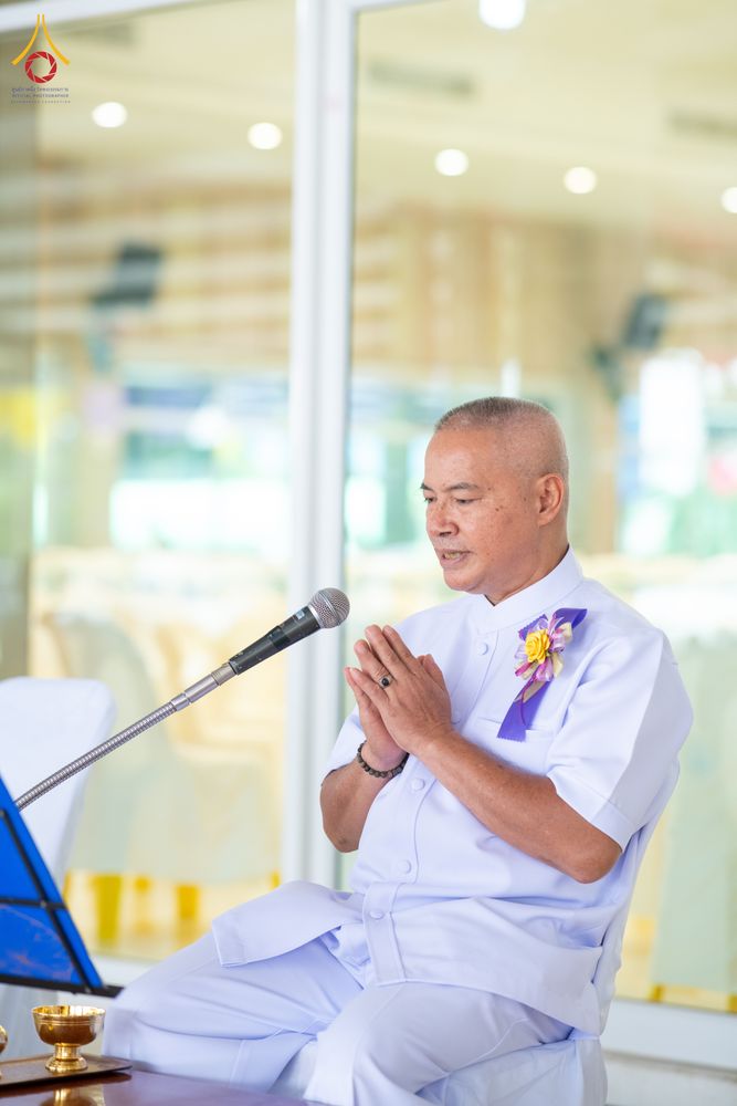 ภาพ No.337034:วันเสาร์ที่ 27 มิถุนายน พ.ศ. 2569 พิธีตักบาตรแด่คณะสงฆ์ 323 วัด 4 จังหวัดชายแดนภาคใต้ พิธีถวายสังฆทานแด่คณะสงฆ์ 323 วัด ปีที่ 22 ครั้งที่ 186 พิธีมอบกองทุนหนุนแรงใจช่วยครูใต้ ปีที่ 19 ครั้งที่ 149 และพิธีทำบุญอุทิศส่วนกุศลให้ผู้วายชนม์ ณ ศูนย์ปฏิบัติธรรม