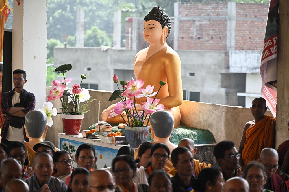 ภาพ No.284045:วันที่ 5 พฤศจิกายน พุทธศักราช 2568 กฐินสมทบวัดต่างประเทศ โดยคณะศิษยานุศิษย์ บูชาธรรม 81 ปี หลวงพ่อธัมมชโย ณ วัดพุทธนานาชาติเพื่อสวัสดิการสากล (Buddha International Welfare Mission)  เมืองพุทธคยา ประเทศอินเดีย