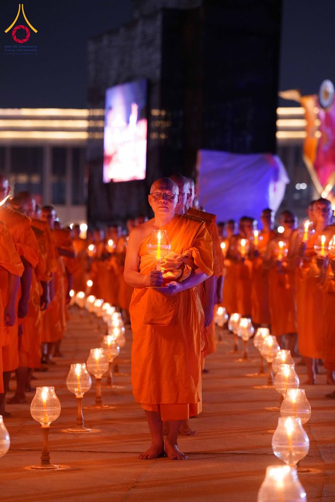 ภาพ No.312258:วันอังคารที่ 3 มีนาคม พ.ศ.2569 พิธีเวียนประทักษิณและจุดมาฆประทีป (ภาพชุดที่ 2) ณ ลานธรรมพระมหาธรรมกายเจดีย์ วัดพระธรรมกาย