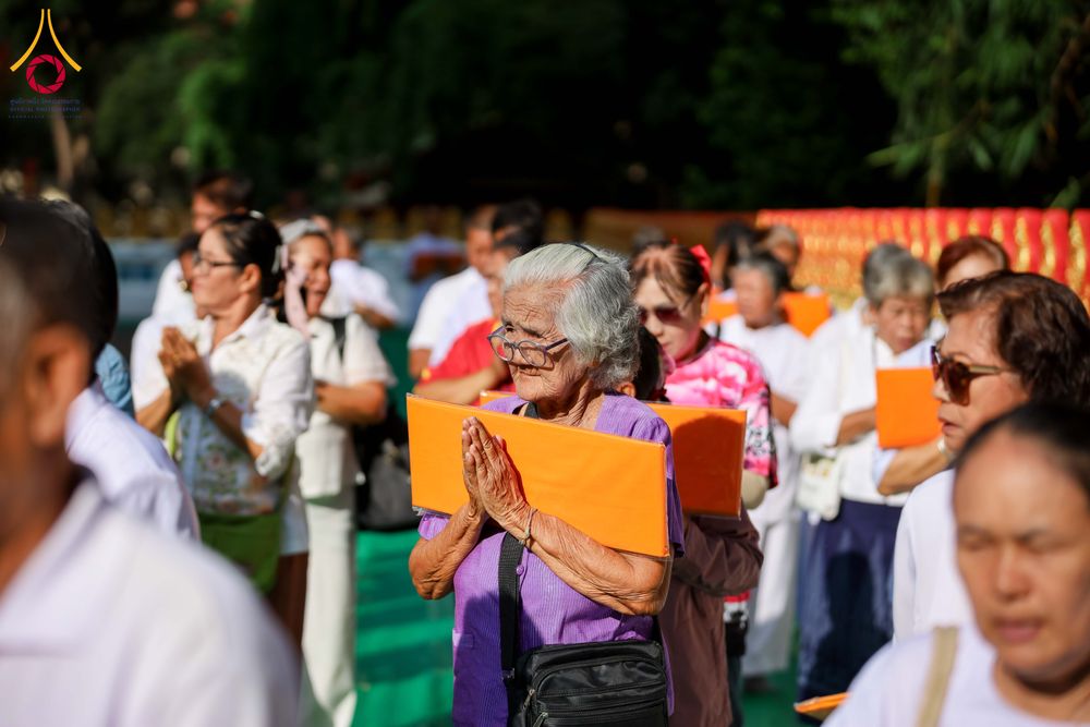 ภาพ No.341689:วันเสาร์ที่ 25 กรกฎาคม พ.ศ.2569  พิธีอุปสมบทหมู่พระธรรมทายาท รุ่นเข้าพรรษา ประจำปี 2569 จำนวน 20 รูป จัดโดย ธุดงคสถานพิษณุโลก  ณ พัทธสีมา วัดเกาะแก้วประชานุรักษ์ ต.ชัยนาม อ.วังทอง จ.พิษณุโลก