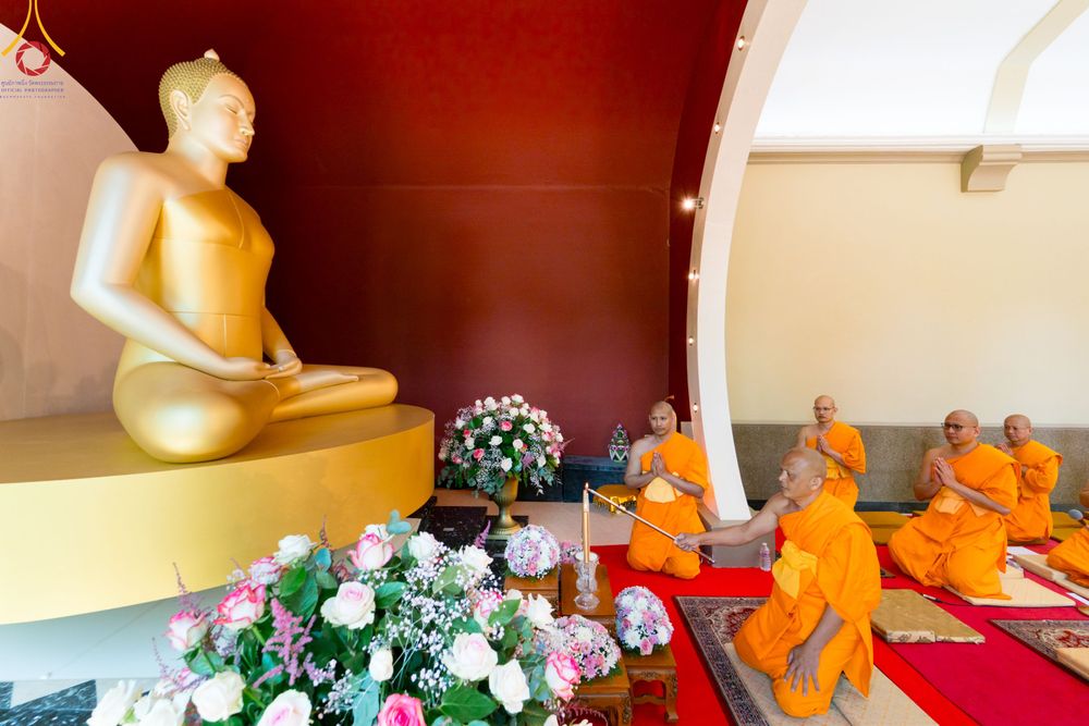 ภาพ No.83862:พิธีเวียนประทักษิณ,พิธีบรรพชาและพิธีอุปสมบทหมู่ ในโครงการอบรมพระธรรมทายาทในทวีปยุโรป  รุ่นที่ 9 วันอาทิตย์ที่ 16 กรกฎาคม พ.ศ. 2566 ณ วัดพระธรรมกายเบเนลักซ์  ประเทศเบลเยียม
