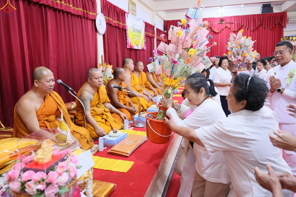 ภาพ No.291605:วันที่ 9 มกราคม พ.ศ. 2569 พิธีทอดผ้าป่าทำนุบำรุงศาสนสถาน ณ วัดเทพพล แขวงบางพรม เขตตลิ่งชัน กรุงเทพมหานคร ในโครงการธรรมยาตรา กตัญญูบูชา มหาปูชนียาจารย์ พระมงคลเทพมุนี(สด จนฺทสโร) พระผู้ปราบมาร อนุสรณ์สถาน 7 แห่ง ปีที่ 14