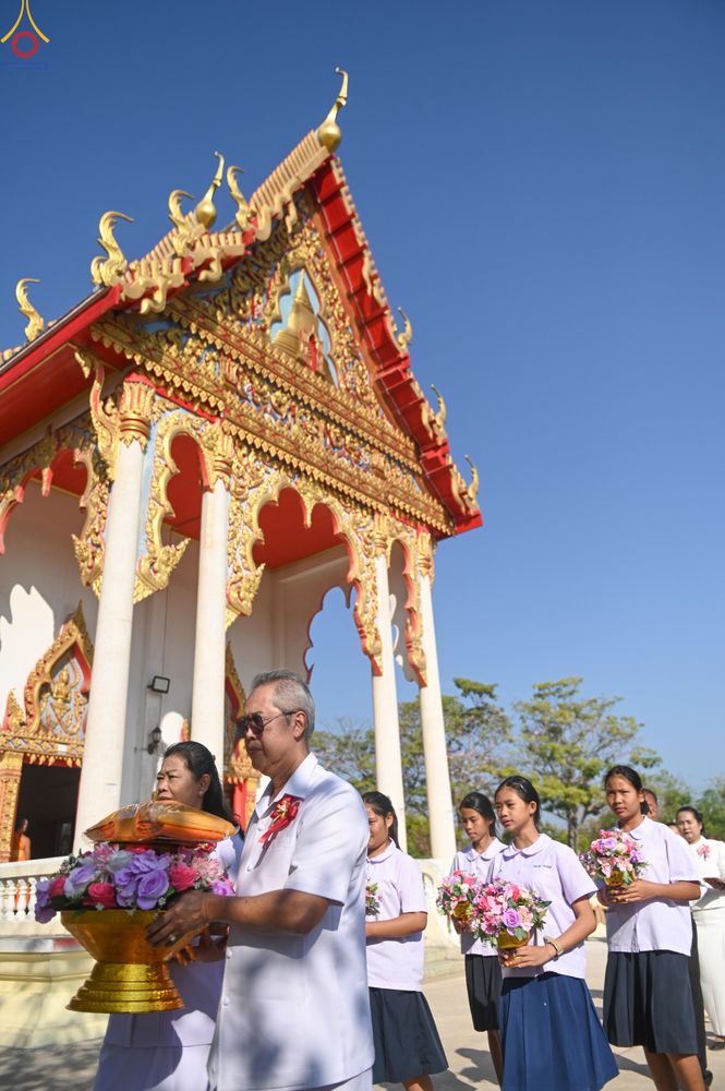 ภาพ No.293359:วันที่ 12 มกราคม พ.ศ. 2569 พิธีทอดผ้าป่าทำนุบำรุงศาสนสถาน ณ วัดผาสุการาม อ.บางเลน จ.นครปฐม ในโครงการธรรมยาตรา กตัญญูบูชา มหาปูชนียาจารย์ พระมงคลเทพมุนี(สด จนฺทสโร) พระผู้ปราบมาร อนุสรณ์สถาน 7 แห่ง ปีที่ 14