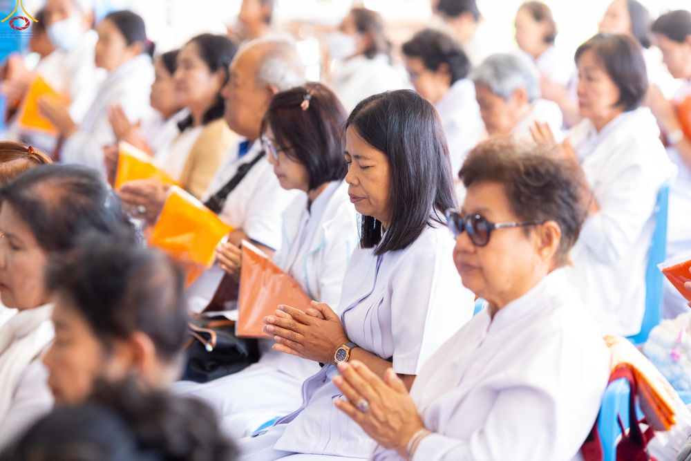 ภาพ No.291495:วันที่ 9 มกราคม พ.ศ. 2569  พิธีทอดผ้าป่าทำนุบำรุงศาสนสถาน  ณ วัดสรรเพรช อ.สามพราน จ.นครปฐม  ในโครงการธรรมยาตรา กตัญญูบูชา มหาปูชนียาจารย์  พระมงคลเทพมุนี(สด จนฺทสโร) พระผู้ปราบมาร  อนุสรณ์สถาน 7 แห่ง ปีที่ 14