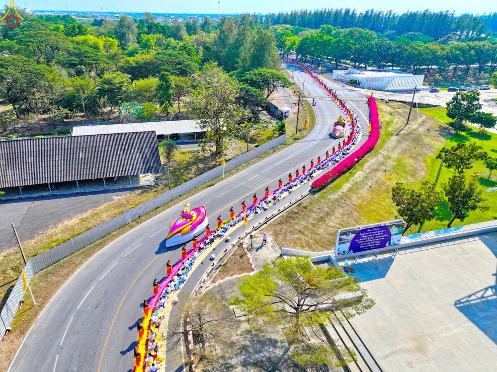 ภาพ No.305886:วันที่ 25 มกราคม พ.ศ. 2569 พิธีต้อนรับพระธรรมยาตรา วัดพระธรรมกาย(ภาพชุดที่ 3) ในโครงการธรรมยาตรา กตัญญูบูชา มหาปูชนียาจารย์ พระมงคลเทพมุนี(สด จนฺทสโร) พระผู้ปราบมาร อนุสรณ์สถาน 7 แห่ง ปีที่ 14