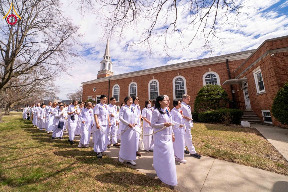 ภาพ No.319095:วันที่ 29 มีนาคม พ.ศ.2569 พิธีอัญเชิญรูปหล่อพระมงคลเทพมุนี (สด จนฺทสโร) ประดิษฐาน ณ ห้องปฏิบัติธรรม “มงคลรัตนโชติ”  วัดพระธรรมกายชิคาโก ประเทศสหรัฐอเมริกา