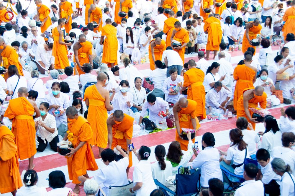 ภาพ No.116200:พิธีตักบาตรพระธรรมยาตรา ณ อนุสรณ์สถานลำดับที่ 4 สถานที่เกิดด้วยกายธรรม วัดโบสถ์(บน) จ.นนทบุรี วันที่ 21 มกราคม พ.ศ. 2567
