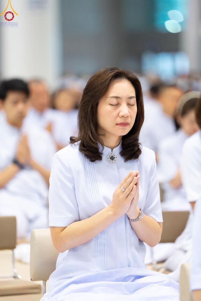 ภาพ No.137327:พิธีตักบาตร และปฏิบัติธรรม ในวันวิสาขบูชา วันพุธที่ 22 พฤษภาคม พ.ศ. 2567 ( วันพระขึ้น15 ค่ำ เดือน 6 ) ณ วัดพระธรรมกาย จ.ปทุมธานี