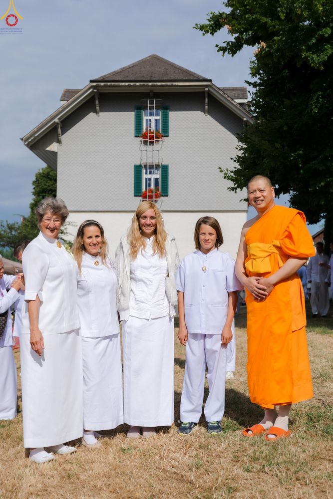 ภาพ No.286206:วันที่ 13 กรกฎาคม พ.ศ. 2568  พิธีทอดผ้าป่าฉลอง 13 ปี  วัดพระธรรมกายสวิตเซอร์แลนด์