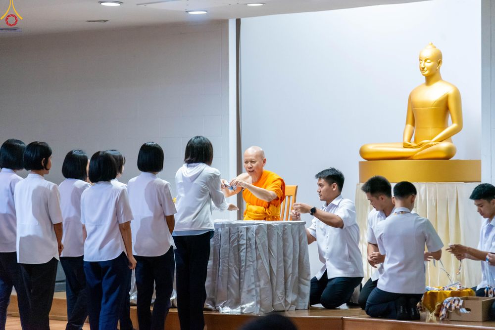 ภาพ No.319975:วันที่ 6 เมษายน พ.ศ.2569 ทีมจัดภัตตาหารประชุมเตรียมงานถวายมหาสังฆทาน 40,000 กว่าวัดทั่วประเทศ บูชาธรรม 82 ปี หลวงพ่อธัมมชโย