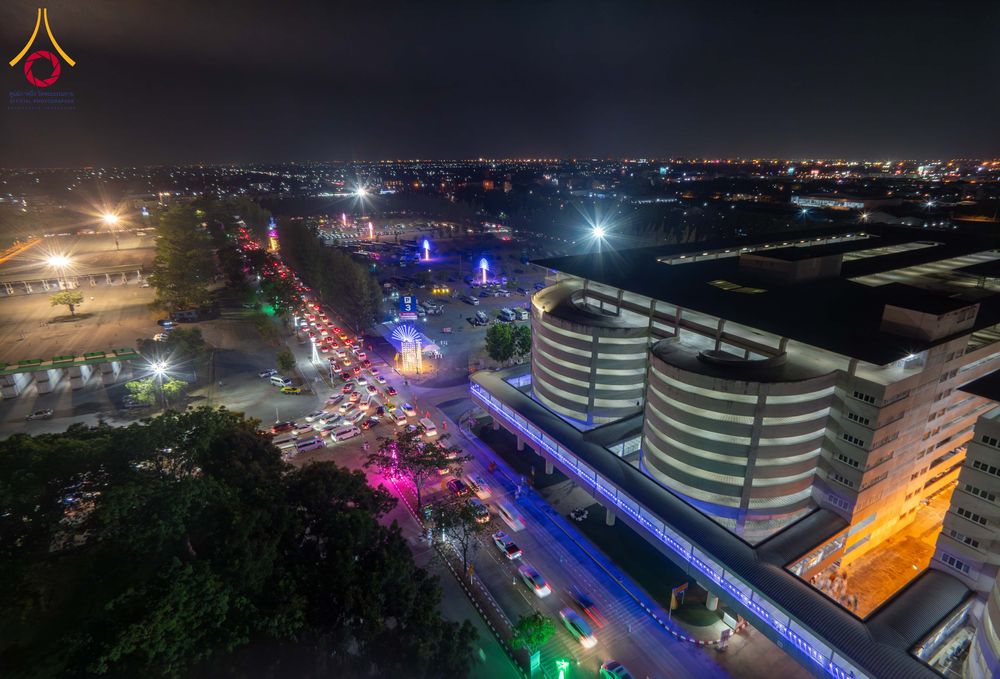 ภาพ No.324581:วันที่ 22 เมษายน พ.ศ.2569 (วันคุ้มครองโลก) บรรยากาศพระสังฆาธิการและสาธุชน การเดินทางกลับ งานถวายมหาสังฆทาน 40,000 กว่าวัดทั่วประเทศ วัดพระธรรมกาย