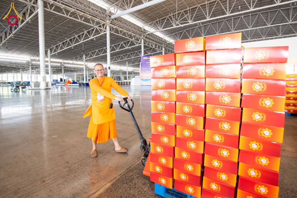 ภาพ No.316014:วันที่ 24 - 27 มีนาคม พ.ศ.2569 การเตรียมงานมหาสังฆทาน 40,000 กว่าวัดทั่วไทย วันคุ้มครองโลก 22 เมษายน พ.ศ.2569