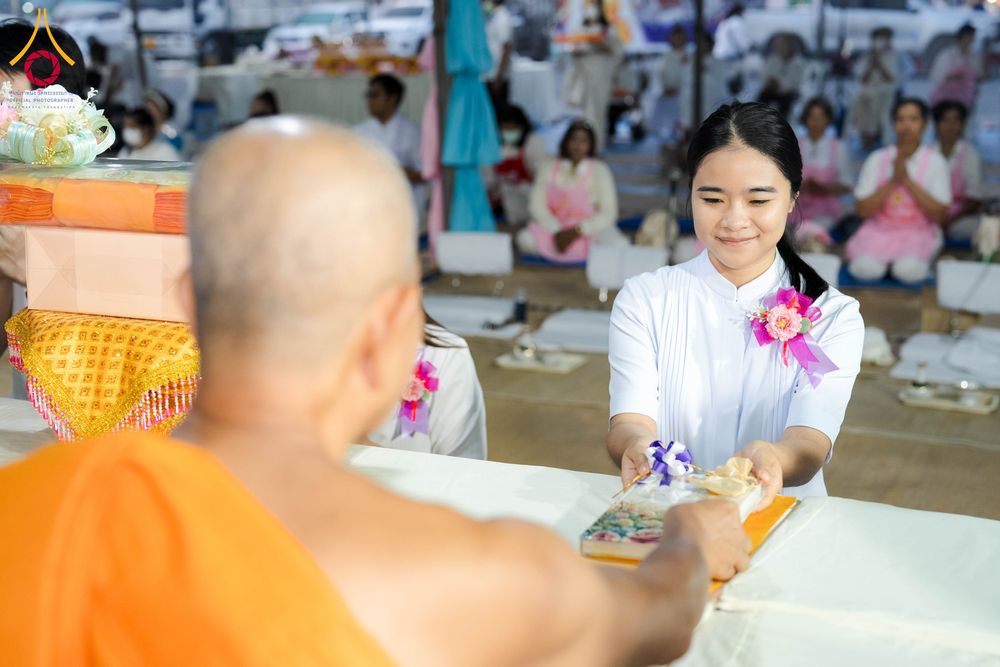 ภาพ No.299188:วันที่ 21 มกราคม พ.ศ. 2569 พิธีถวายภัตตาหารเป็นสังฆทาน แด่พระธรรมยาตรา ณ อนุสรณ์สถานบางปลา วัดบางปลา อำเภอบางเลน จังหวัดนครปฐม ในโครงการธรรมยาตรา กตัญญูบูชา มหาปูชนียาจารย์ พระมงคลเทพมุนี(สด จนฺทสโร) พระผู้ปราบมาร อนุสรณ์สถาน 7 แห่ง ปีที่ 14