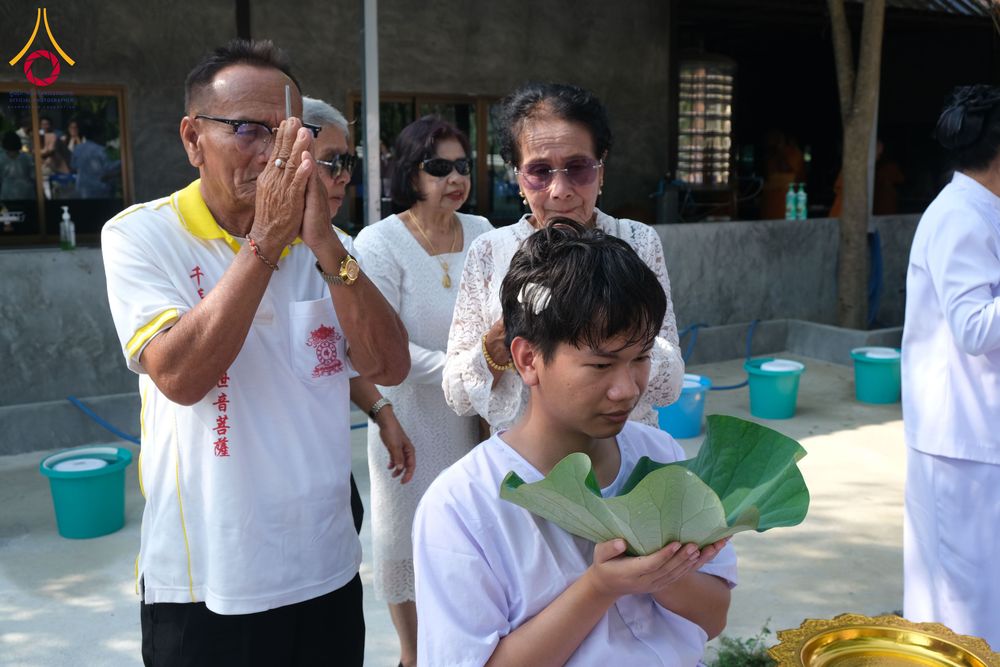 ภาพ No.315564:วันที่ 21 มีนาคม พ.ศ. 2569 โครงการอุปสมบทหมู ภาคฤดูร้อน ศูนย์อบรมเยาวชนนครปฐม อุปสมบท ณ พระอุโบสถ วัดลาดหญ้าไทร