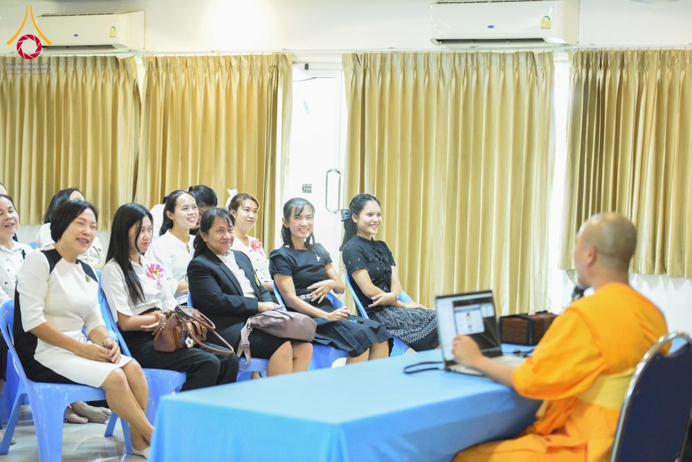 ภาพ No.282053:วันศุกร์ที่ 19 ธันวาคม พ.ศ. 2568 พิธีมอบโล่และใบประกาศเกียรติคุณ โครงการเจริญพระพุทธมนต์ธัมมจักกัปปวัตตนสูตร และวันรวมพลังเด็กดีV-Star ดาวแห่งความดี ผู้นำฟื้นฟูศีลธรรมโลกจังหวัดสระบุรี ณ ศูนย์ปฏิบัติธรรมสระบุรี