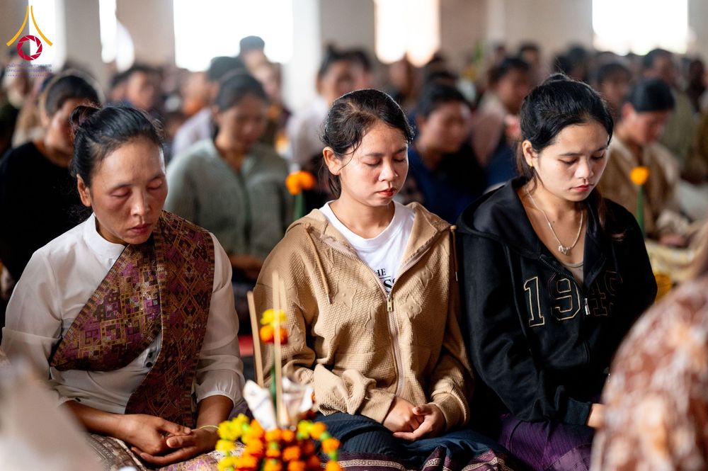 ภาพ No.173271:พิธีทอดกฐินต่างประเทศ ในนามหลวงพ่อธัมมชโย ณ วัดสิริวิเวก เพื่อถวายที่ดินส่วนขยาย 200 ไร่ แขวงจำปาสัก สปป. ลาว วันพุธที่ 30 ตุลาคม พ.ศ. 2567