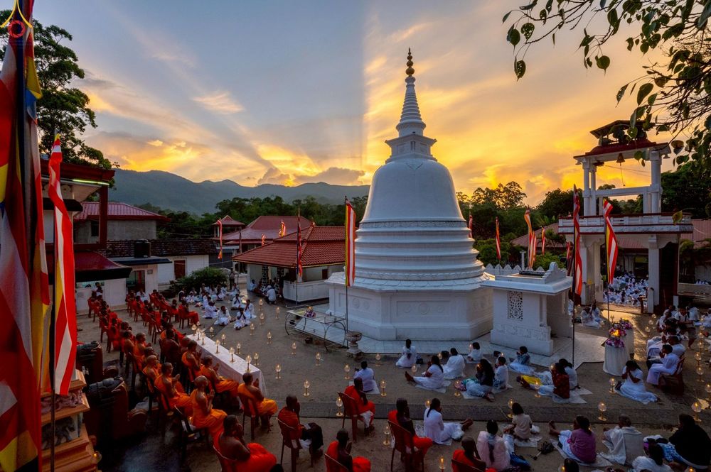 ภาพ No.229945:วันที่ 4 และ 12 พฤษภาคม พ.ศ. 2568 พิธีจุดวิสาขประทีป ถวายเป็นพุทธบูชา ณ วัดสุภัทรารามา มหาวิหาร เมืองบาดุลลา ประเทศศรีลังกา