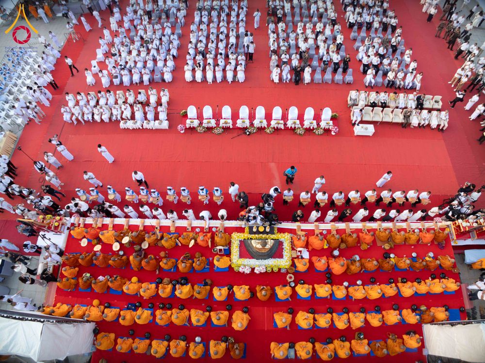 ภาพ No.312543:วันอาทิตย์ที่ 8 มีนาคม พ.ศ.2569 ทำบุญเมืองนครราชสีมา 558 ปี ตักบาตรพระ 10,000 รูป