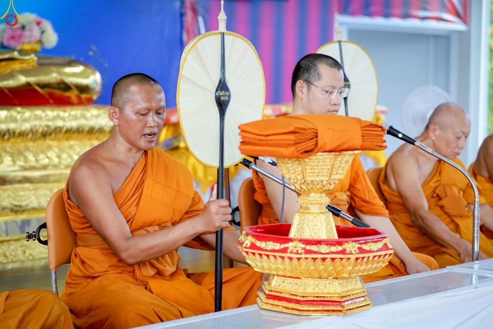 ภาพ No.272671:วันที่ 1 พฤศจิกายน พ.ศ. 2568 พิธีทอดกฐินสามัคคีทั่วไทย ณ วัดศรีวรรณวนาราม ต.คลองสาม อ.คลองหลวง จ.ปทุมธานี โดยคณะศิษยานุศิษย์ บูชาธรรม 81 ปี หลวงพ่อธัมมชโย