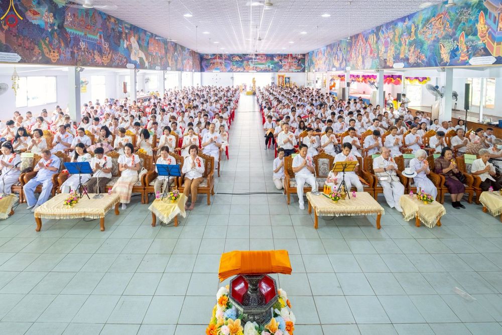 ภาพ No.286048:วันที่ 11 ตุลาคม พ.ศ. 2568 พิธีทอดกฐินสามัคคีทั่วไทย 30,000 วัด โดยคณะศิษยานุศิษย์ บูชาธรรม 81 ปี หลวงพ่อธัมมชโย ณ วัดโบสถ์บน ต.บางคูเวียง อ.บางกรวย จ.นนทบุรี