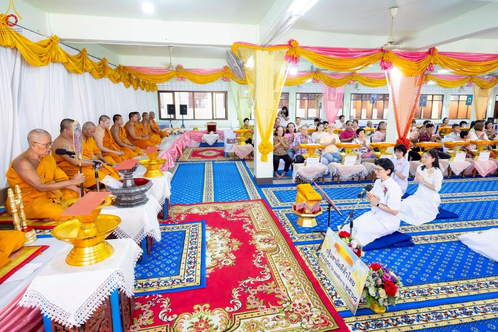 ภาพ No.259246:วันที่ 19 ตุลาคม พ.ศ. 2568 พิธีทอดกฐินสามัคคีทั่วไทย 30,000 วัด โดยคณะศิษยานุศิษย์ บูชาธรรม 81 ปี หลวงพ่อธัมมชโย ณ วัดบ้านพร้าวนอก ต.เชียงรากใหญ่ อ.สามโคก จ.ปทุมธานี