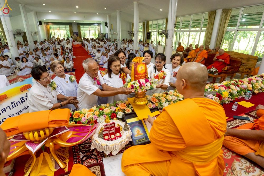 ภาพ No.262941:วันที่ 22 ตุลาคม พ.ศ. 2568 พิธีทอดกฐินสามัคคีทั่วไทย 30,000 วัด โดยคณะศิษยานุศิษย์ บูชาธรรม 81 ปี หลวงพ่อธัมมชโย ณ ธุดงคสถานทรงธรรมกำแพงเพชร ต.ทรงธรรม อ.เมือง จ.กำแพงเพชร