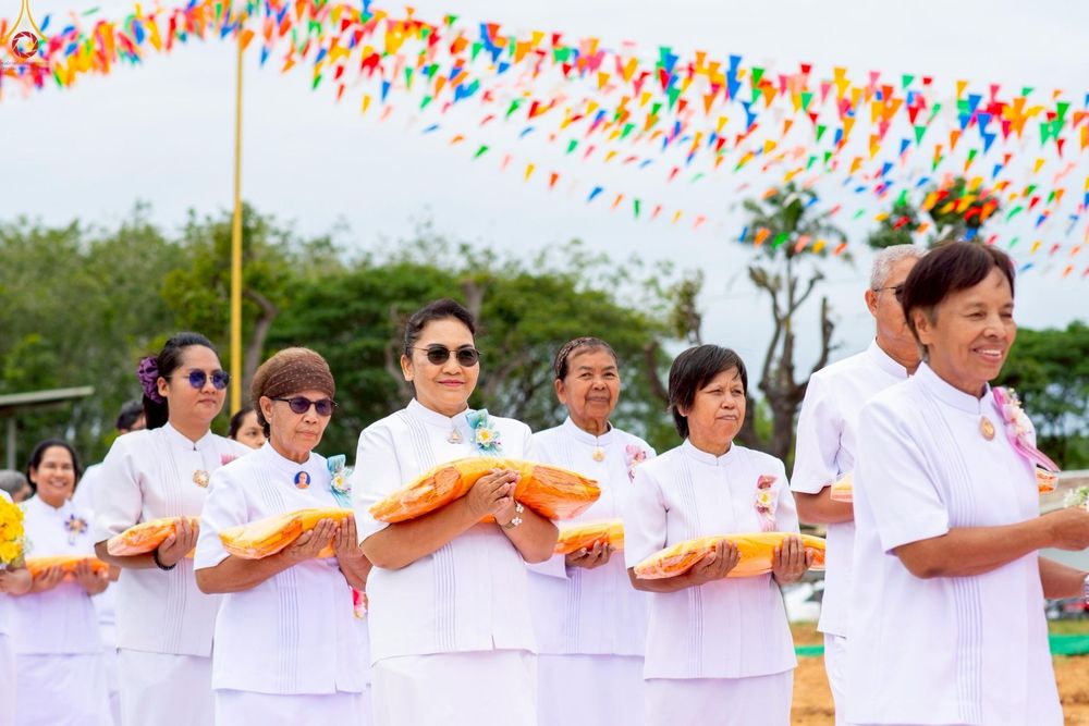 ภาพ No.268496:วันพฤหัสบดีที่ 23 ตุลาคม พ.ศ. 2568 พิธีทอดกฐินเพื่อสร้างกุฏิสงฆ์ ณ ศูนย์ปฏิบัติธรรมนานาชาติสะเดา จ.สงขลา