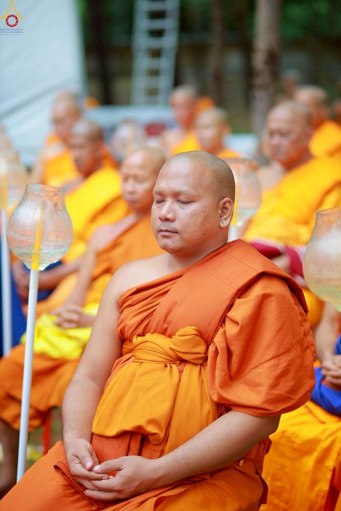 ภาพ No.238335:วันเสาร์ที่ 9 สิงหาคม พ.ศ. 2568 พิธีกลั่นแผ่นดิน โปรยทราย และจุดประทีปถวายเป็นพุทธบูชา จ.ระยอง สถาปนาองค์พระเจดีย์เพื่อสร้างสันติภาพโลก ณ ศูนย์ปฏิบัติธรรมระยอง(บ้านช่องลม) ต.บางบุตร อ.บ้านค่าย จ.ระยอง