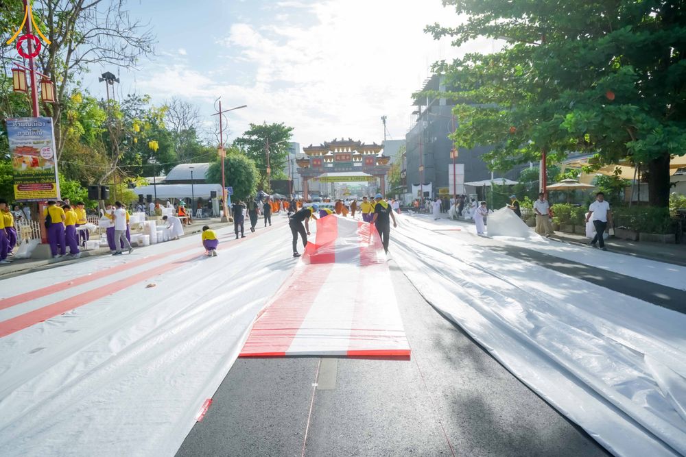 ภาพ No.314018:วันอาทิตย์ที่ 14 มีนาคม พ.ศ. 2569 ทำบุญเมืองหาดใหญ่ตักบาตรพระ 1,109 รูป เติมบุญใหญ่ หลังวิกฤตมหาอุทกภัย ณ ซุ้มประตูไชน่าทาวน์ ถนนศุภสารรังสรรค์ อ.หาดใหญ่ จ.สงขลา