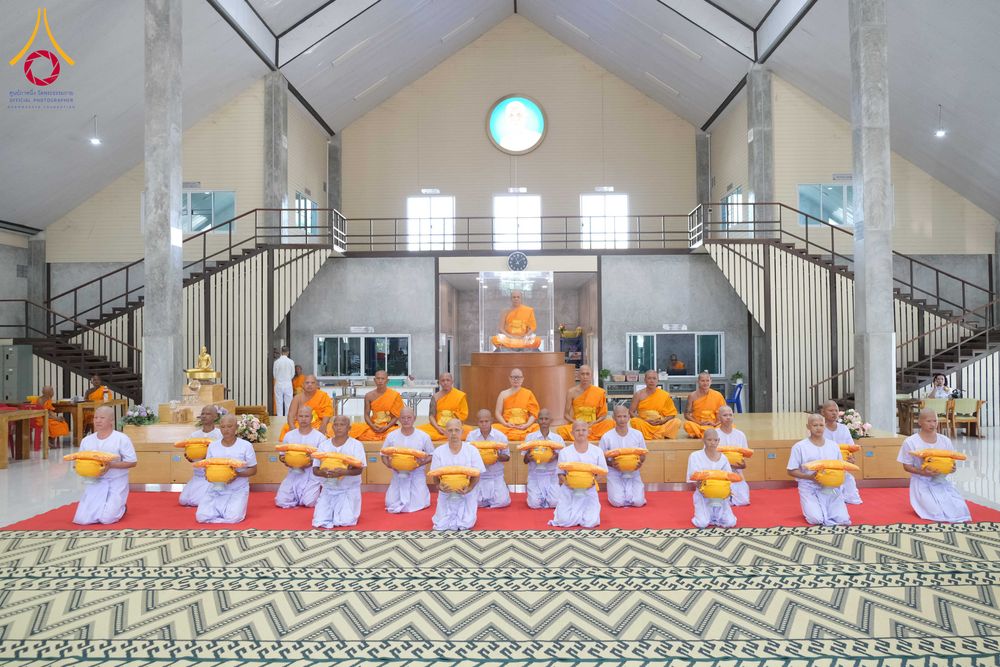 ภาพ No.315555:วันที่ 21 มีนาคม พ.ศ. 2569 โครงการอุปสมบทหมู ภาคฤดูร้อน ศูนย์อบรมเยาวชนนครปฐม อุปสมบท ณ พระอุโบสถ วัดลาดหญ้าไทร