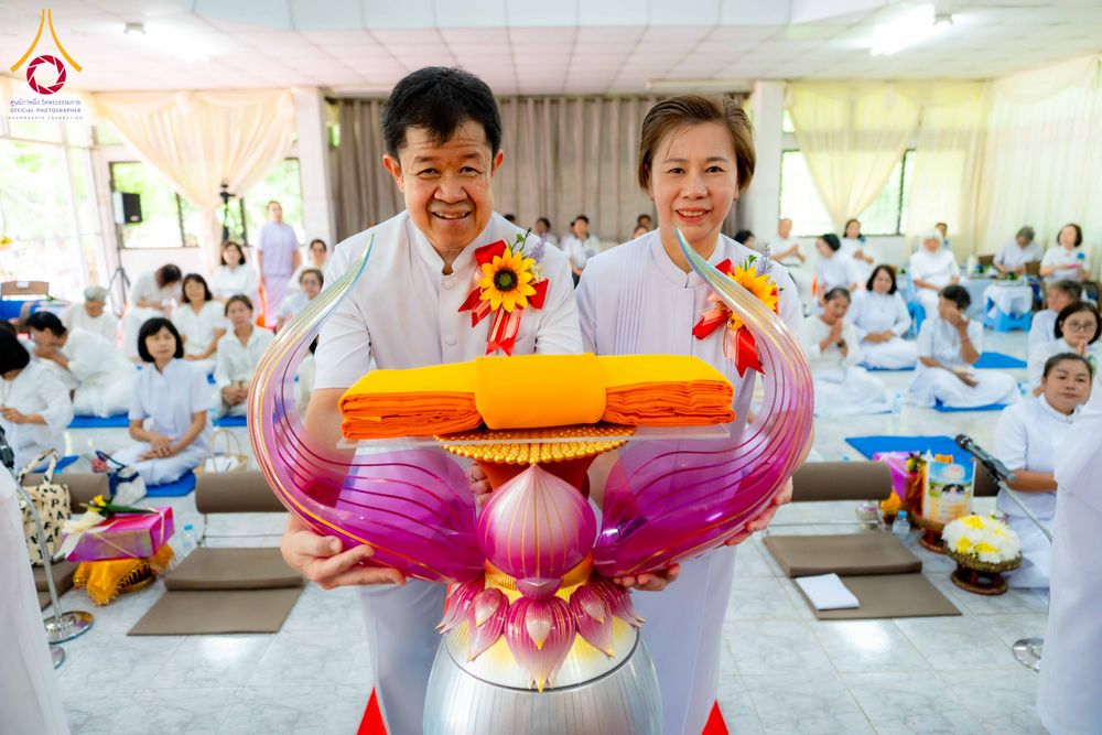 ภาพ No.340909:วันเสาร์ที่ 25 กรกฏาคม พ.ศ.2569 พิธีทอดผ้าป่าสามัคคี ปฐมฤกษ์ เปิดป้ายตั้งองค์ประธาน ณ ศูนย์ธรรมอุทยานสุขสดใส อ.จอมทอง จ.เชียงใหม่