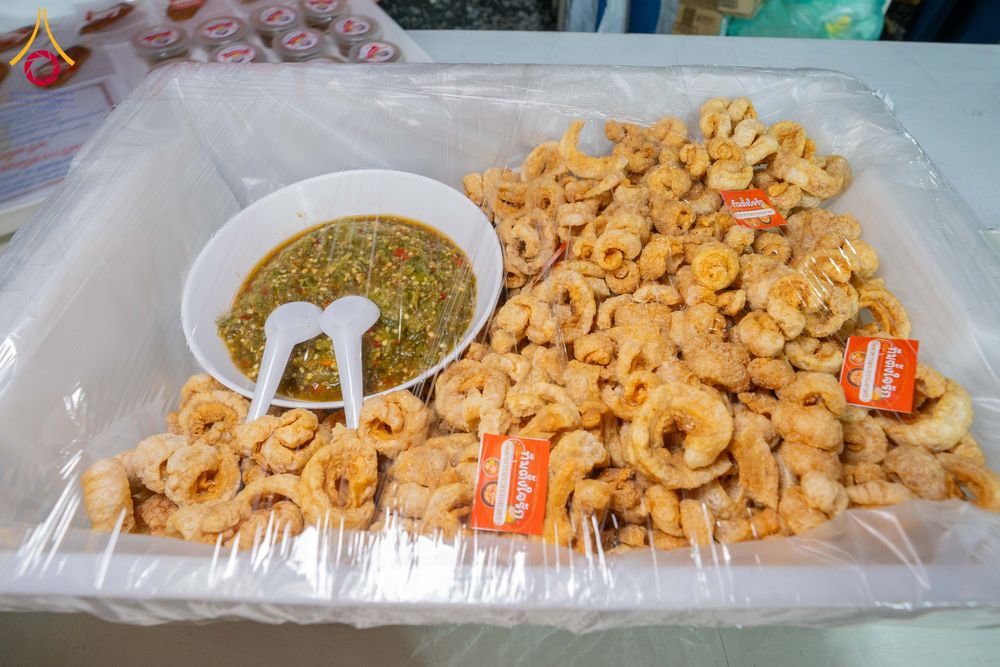 ภาพ No.296704:วันที่ 18 มกราคม พ.ศ. 2569 พิธีถวายภัตตาหารเป็นสังฆทาน แด่พระธรรมยาตรา ณ วัดโบสถ์บน ต.บางคูเวียง จ.นนทบุรี อนุสรณ์สถานลำดับที่ 4 สถานที่เกิดด้วยกายธรรม ในโครงการธรรมยาตรา กตัญญูบูชา มหาปูชนียาจารย์ พระมงคลเทพมุนี(สด จนฺทสโร) พระผู้ปราบมาร อนุสรณ์สถาน 7 แ