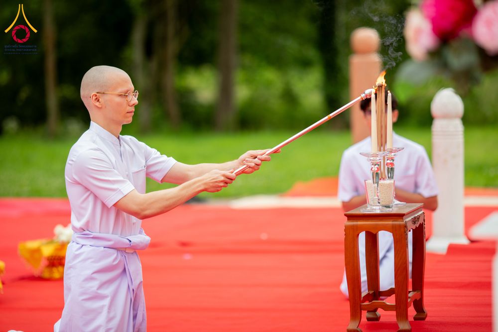 ภาพ No.336773:วันที่ 14 มิถุนายน พ.ศ. 2569 พิธีอุปสมบทธรรมทายาท นานาชาติยุโรปรุ่นที่ 11 เบลเยียม
