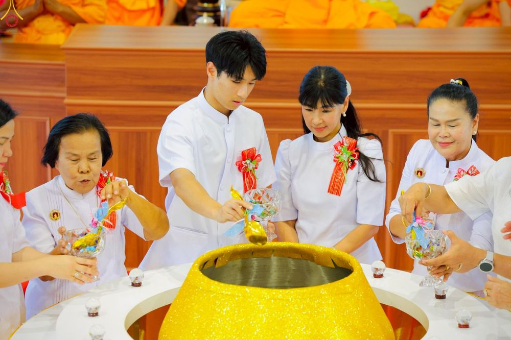 ภาพ No.265674:วันเสาร์ที่ 18 ตุลาคม พ.ศ. 2568 พิธีตักบาตร มณีนพรัตน์ทิพย์สุธาโภชน์ ณ ศูนย์อบรมเยาวชนบางปะหัน ตำบลหันสัง อำเภอบางปะหัน  จังหวัดพระนครศรีอยุธยา