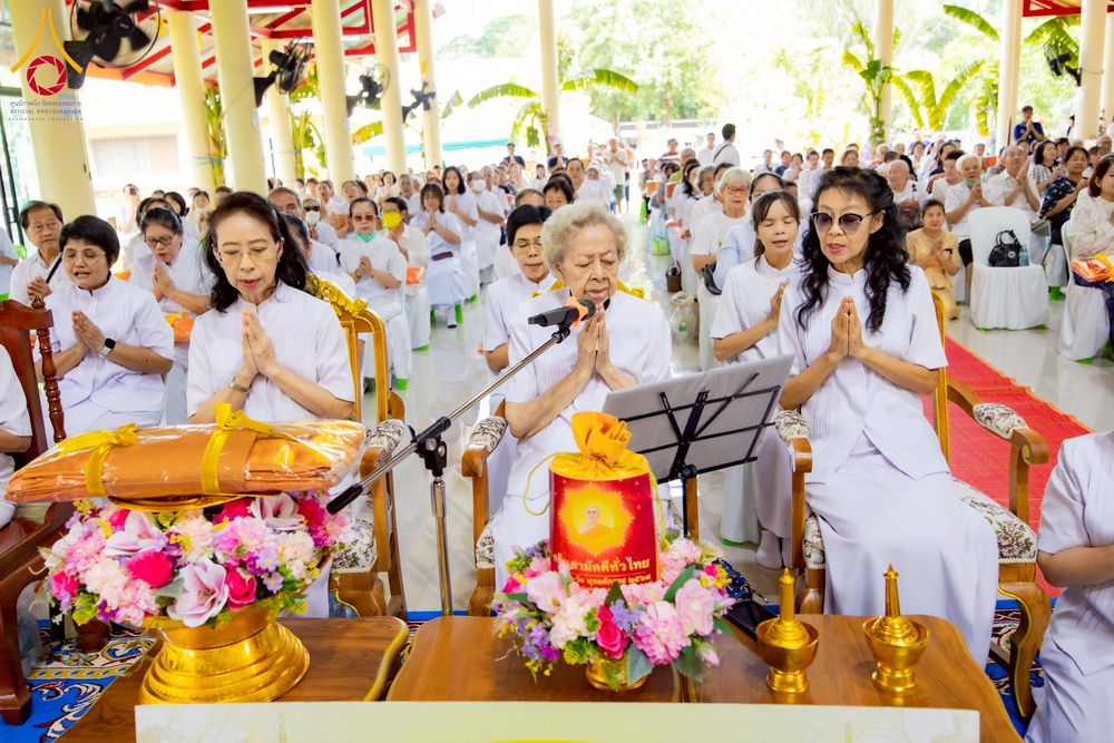 ภาพ No.276286:วันที่ 5 พฤศจิกายน พ.ศ. 2568 พิธีทอดกฐินสามัคคีทั่วไทย ณ สำนักสงฆ์สวนธรรมโกศล 2 อ.คลองหลวง จ.ปทุมธานี โดยคณะศิษยานุศิษย์ บูชาธรรม 81 ปี หลวงพ่อธัมมชโย