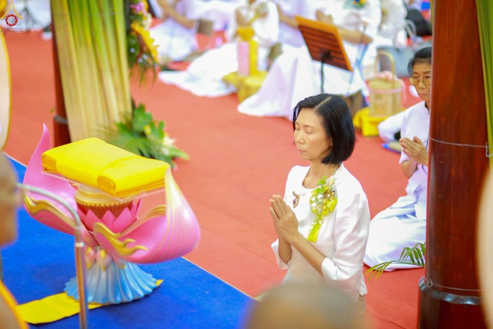 ภาพ No.254438:วันที่ 11 ตุลาคม พ.ศ. 2568 พิธีทอดกฐินสามัคคีทั่วไทย 30,000 วัด โดยคณะศิษยานุศิษย์ บูชาธรรม 81 ปี หลวงพ่อธัมมชโย ณ วัดกลางธนรินทร์ อ.พรหมบุรี จ.สิงห์บุรี