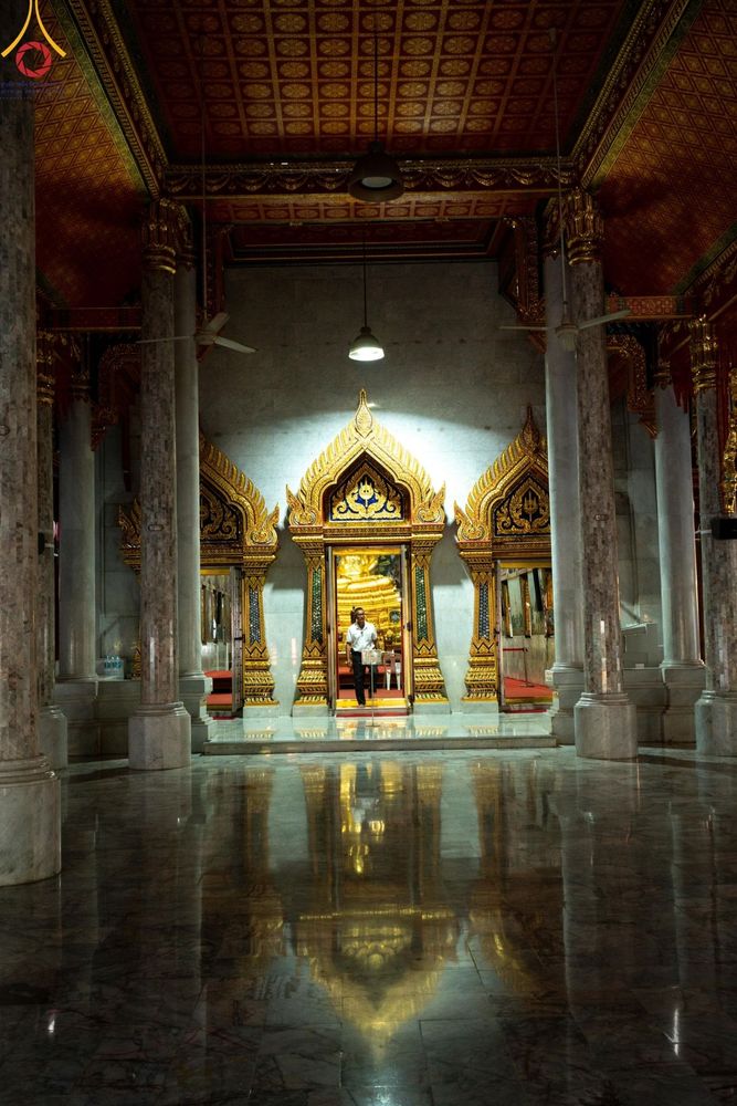 ภาพ No.201279:พระธรรมยาตราปฏิบัติธรรม และถ่ายภาพหมู่ประวัติศาสตร์ ณ อาคารธรรมยาตรา กตัญญูบูชามหาปูชนียาจารย์  ตรงข้ามวัดปากน้ำภาษีเจริญ จ.กรุงเทพมหานคร ในโครงการธรรมยาตรา กตัญญูบูชา มหาปูชนียาจารย์ พระมงคลเทพมุนี(สด จนฺทสโร) พระผู้ปราบมาร อนุสรณ์สถาน 7 แห่ง ปีที่ 13