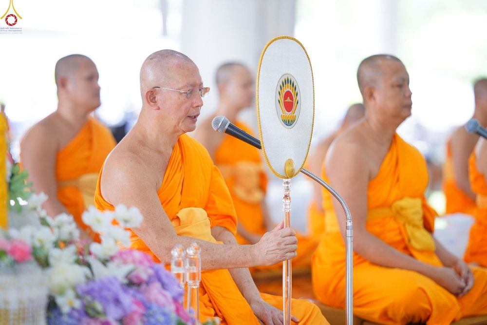 ภาพ No.230399:วันที่ 28 มิถุนายน พ.ศ. 2568 พิธีถวายภัตตาหารเมนูสวรรค์ เพื่อการบรรลุธรรม ณ หอฉันคุณยายอาจารย์ฯ วัดพระธรรมกาย
