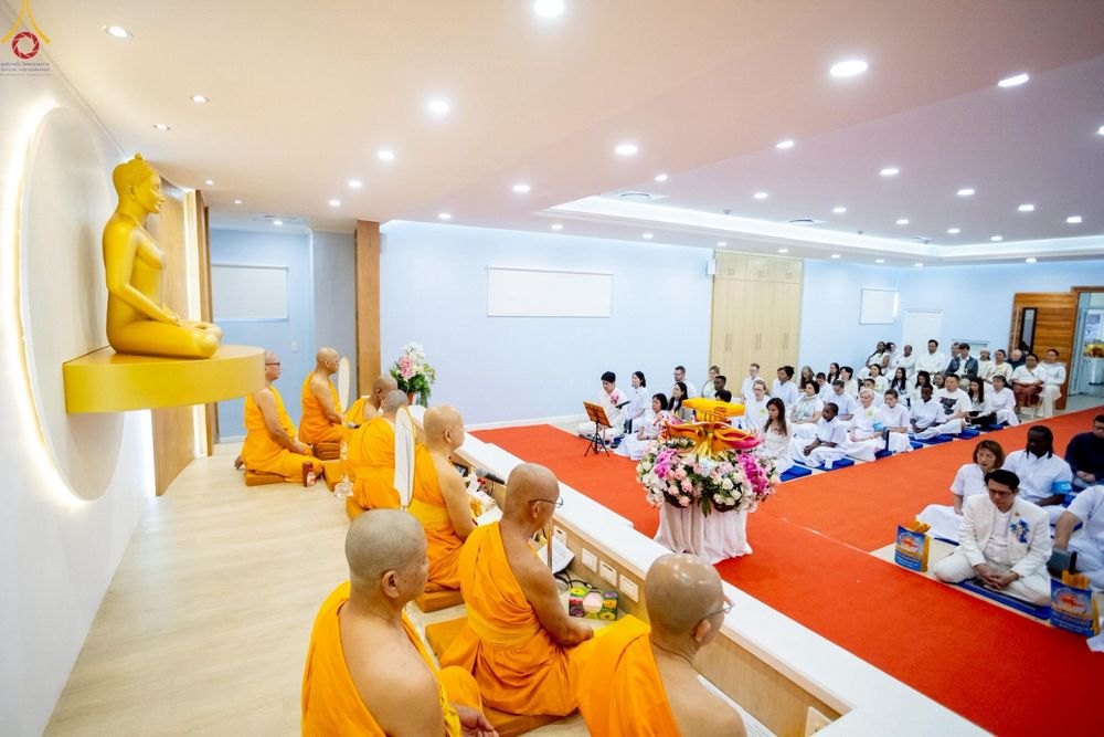 ภาพ No.270388:วันอาทิตย์ที่ 19 ตุลาคม พ.ศ. 2568 พิธีทอดกฐินสามัคคี เพื่อสถาปนากุฏิสงฆ์  น้อมถวายเป็นพุทธบูชาและบูชาธรรม แด่หลวงพ่อธัมมชโย ณ วัดพุทธเคปทาวน์  ประเทศสาธารณรัฐแอฟริกาใต้