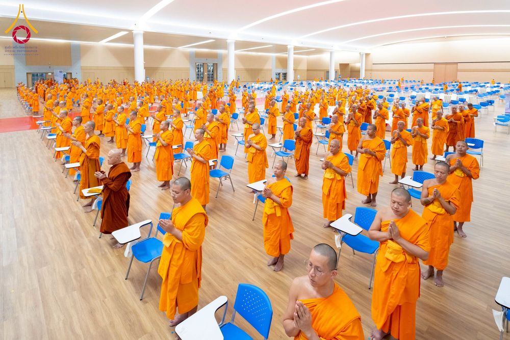 ภาพ No.267196:วันที่ 7 พฤศจิกายน พ.ศ. 2568 พิธีสอบธรรมสนามหลวง นักธรรมชั้นโท - เอก ณ สนามสอบวัดพระธรรมกาย