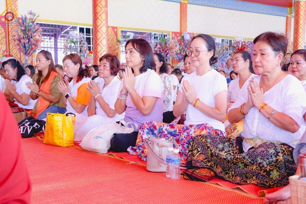 ภาพ No.179227:พิธีทอดกฐิน ณ วัดถ้ำคีรีวงศ์ อ.เปิ้นดัง รัฐเคด้าห์ ประเทศมาเลเซีย ในโครงการกฐินสามัคคีทั่วไทย 30,000 วัด บูชาธรรม 80 ปี หลวงพ่อธัมมชโย โดยคณะศิษยานุศิษย์วัดพระธรรมกาย วันที่ 1 พฤศจิกายน พ.ศ. 2567