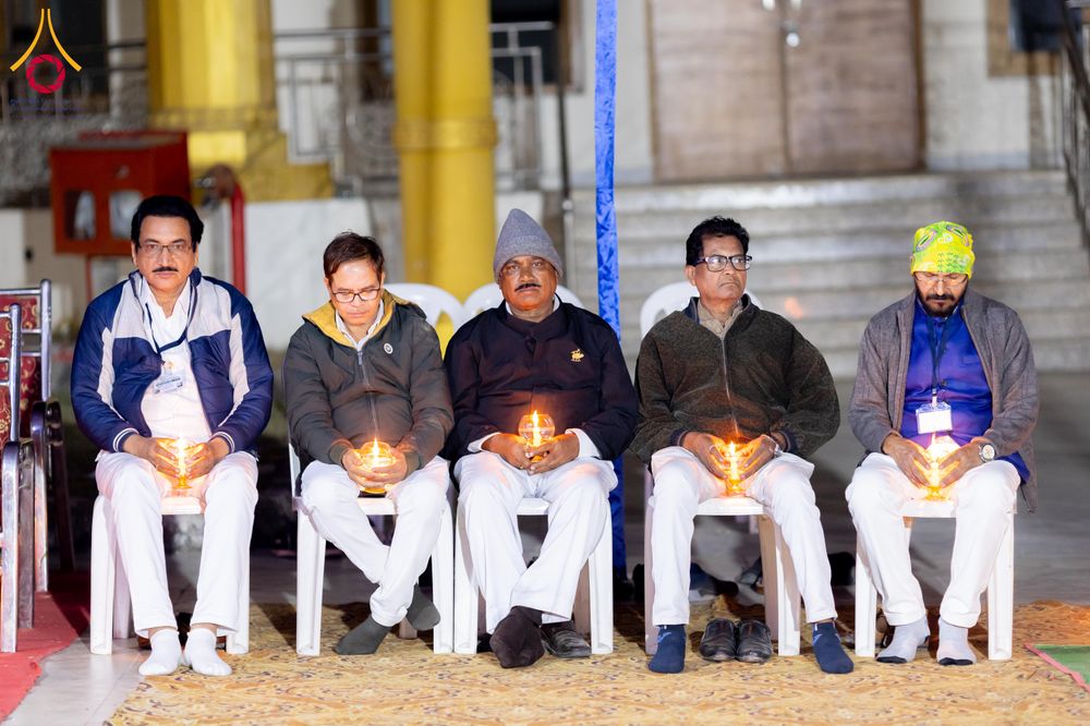 ภาพ No.283803:วันที่ 6-7 ธันวาคม พ.ศ. 2568  พิธีรับมอบหนังสือแสดงเจตจำนงถวายสิทธิครอบครองและใช้ประโยชน์วัดสันติวัน เมืองนาคปูร์  พิธีจุดโคมประทีปถวายเป็นพุทธบูชา และอุทิศบุญกุศลแด่ ดร.บี.อาร์. อัมเบดการ์  พิธีบูชาข้าวพระถ่ายทอดสดจากประเทศไทย