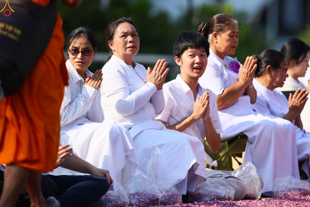ภาพ No.305834:วันที่ 25 มกราคม พ.ศ. 2569 พิธีต้อนรับพระธรรมยาตรา วัดพระธรรมกาย(ภาพชุดที่ 3) ในโครงการธรรมยาตรา กตัญญูบูชา มหาปูชนียาจารย์ พระมงคลเทพมุนี(สด จนฺทสโร) พระผู้ปราบมาร อนุสรณ์สถาน 7 แห่ง ปีที่ 14