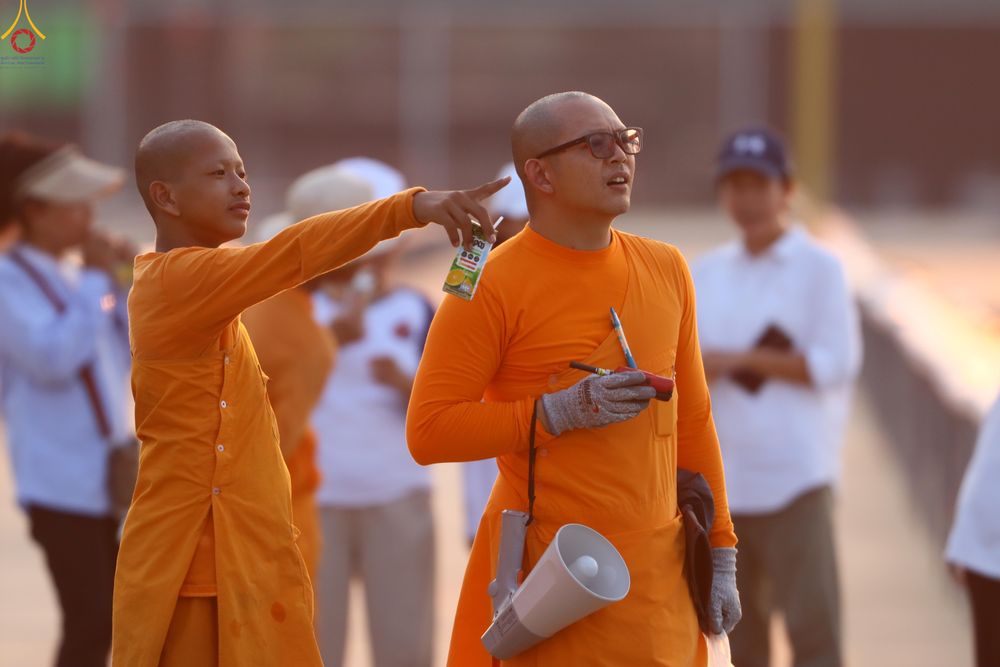 ภาพ No.320206:วันที่ 3-7 เมษายน พ.ศ.2569 การเตรียมงาน ณ ลานธรรม เพื่องานถวายมหาสังฆทาน 40,000 กว่าวัดทั่วประเทศ วันคุ้มครองโลก 22 เมษายน พ.ศ.2569 วัดพระธรรมกาย