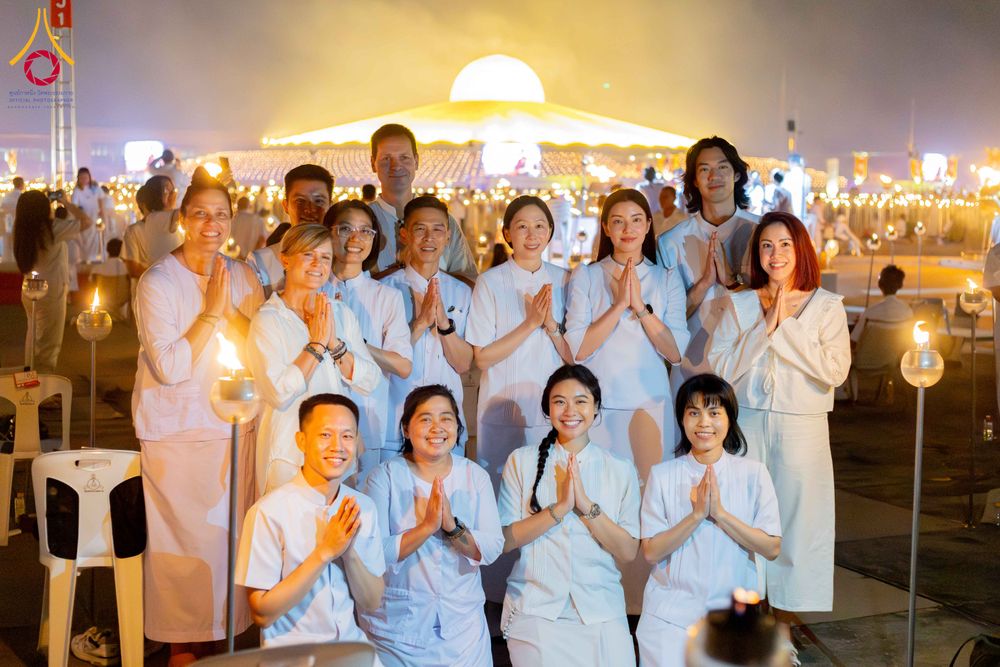 ภาพ No.312399:วันอังคารที่ 3 มีนาคม พ.ศ.2569 พิธีเวียนประทักษิณและจุดมาฆประทีป (ภาพชุดที่ 2) ณ ลานธรรมพระมหาธรรมกายเจดีย์ วัดพระธรรมกาย