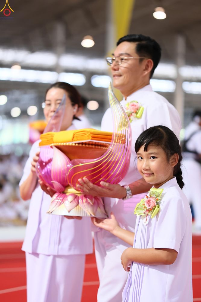 ภาพ No.318493:วันอาทิตย์ต้นเดือนที่ 5 เมษายน พ.ศ.2569 พิธีทอดผ้าป่าสมทบมหาสังฆทาน 40,000 กว่าวัดทั่วประเทศ ณ สภาธรรมกายสากล วัดพระธรรมกาย