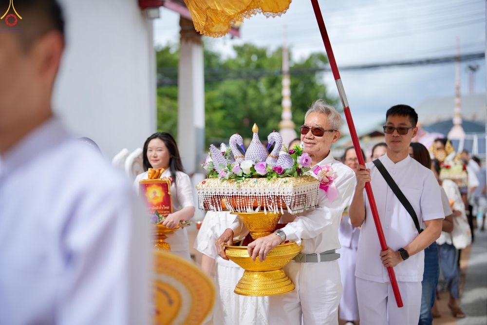 ภาพ No.283015:วันที่ 1 พฤษจิกายน พุทธศักราช 2568 พิธีทอดกฐินสามัคคีทั่วไทย 30,000 วัด  โดยคณะศิษยานุศิษย์ บูชาธรรม 81 ปี  หลวงพ่อธัมมชโย ณ วัดบางพูดนอก อ.ปากเกร็ด จ.นนทบุรี