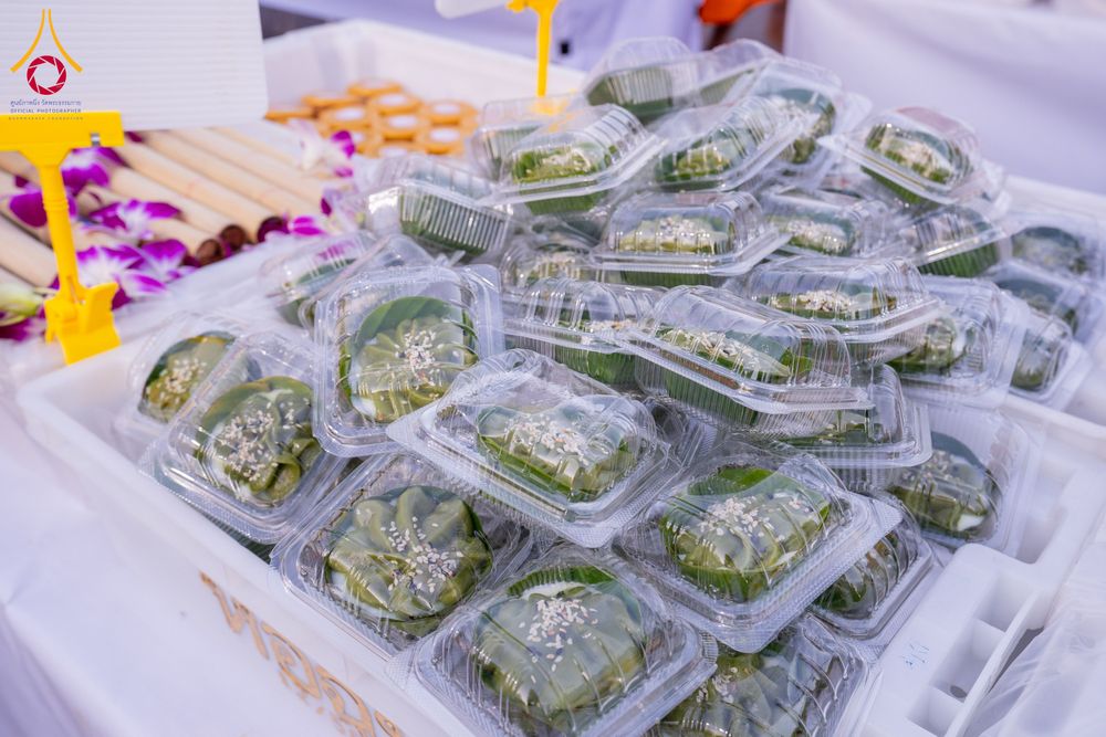 ภาพ No.288344:วันที่ 5 มกราคม พ.ศ. 2569 พิธีถวายภัตตาหารเป็นสังฆทาน แด่พระธรรมยาตรา ในโครงการธรรมยาตรา กตัญญูบูชา มหาปูชนียาจารย์ พระมงคลเทพมุนี(สด จนฺทสโร) พระผู้ปราบมาร อนุสรณ์สถาน 7 แห่ง ปีที่ 14 ณ อนุสรณ์สถานมหาวิหารพระมงคลเทพมุนี (โลตัสแลนด์) อ.สองพี่น้อง จ.สุพรร