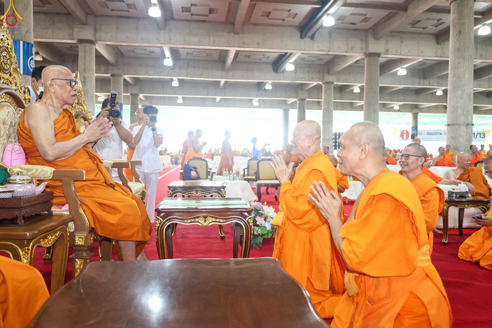 ภาพ No.323482:วันที่ 22 เมษายน พ.ศ.2569(วันคุ้มครองโลก) งานถวายมหาสังฆทาน 40,000 กว่าวัดทั่วประเทศ การเดินทางเข้าวัด , การต้อนรับปฏิสันถารพระสังฆาธิการ  ,  การจัดเตรียมภัตตาหาร , การลงทะเบียน